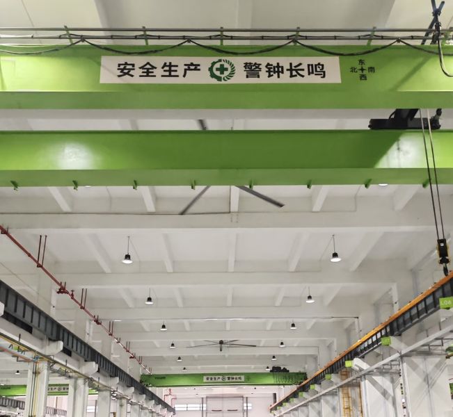 Shanghai Yushi Technology Development Co., Ltd. üretici üretim hattı